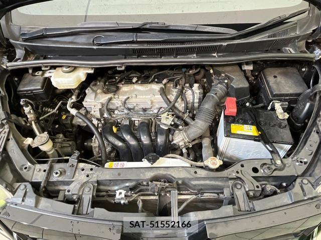 Toyota VOXY 2021-08 8725780-17