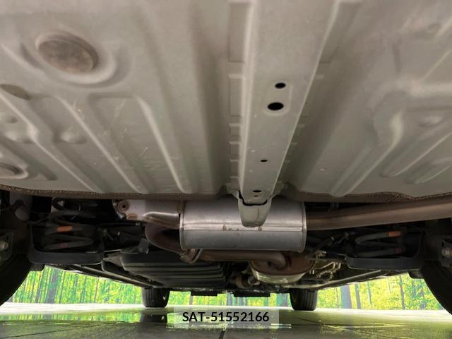 Toyota VOXY 2021-08 8725780-18