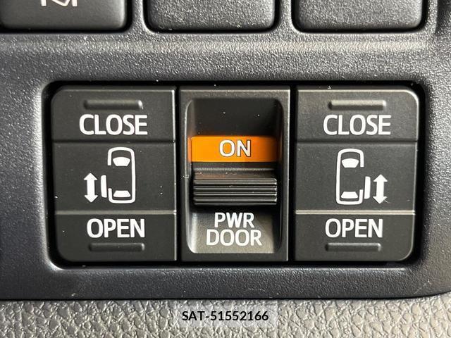 Toyota VOXY 2021-08 8725780-5