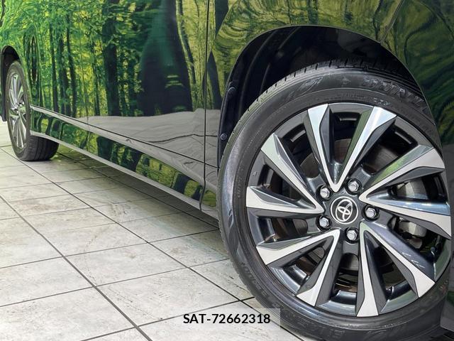 Toyota VOXY 2023-03 8725787-13