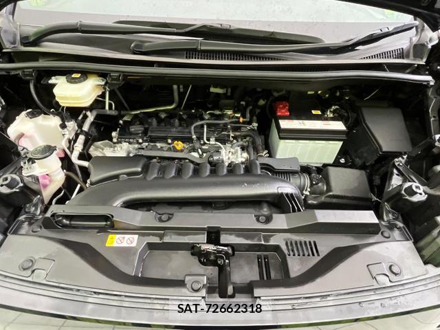 Toyota VOXY 2023-03 8725787-17