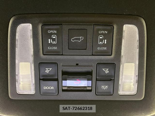Toyota VOXY 2023-03 8725787-5