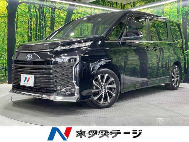 Toyota VOXY 2023-10 8725944-0
