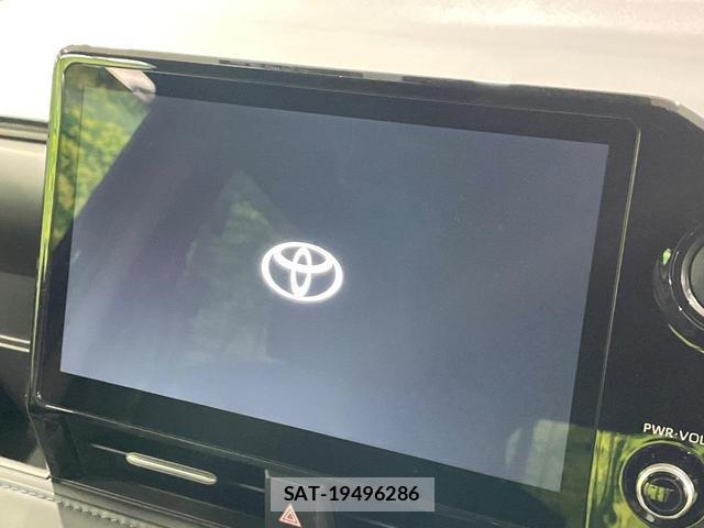 Toyota VOXY 2023-10 8725944-4