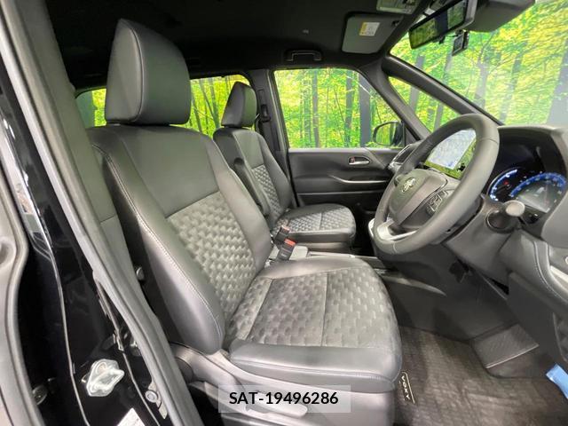 Toyota VOXY 2023-10 8725944-8
