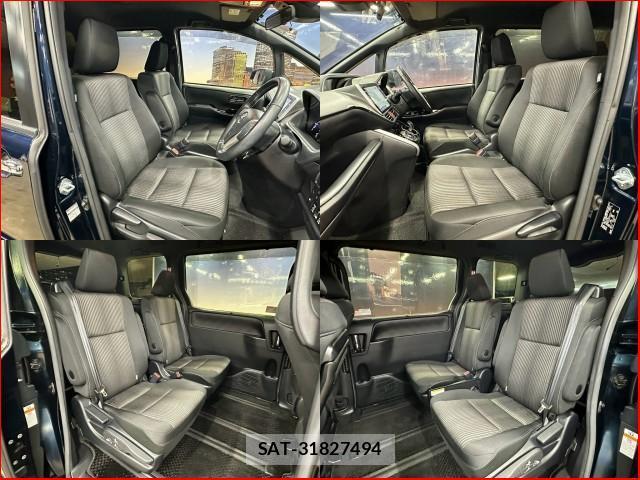Toyota VOXY 2019-01 8725972-3