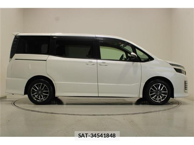 Toyota VOXY 2014-05 8726015-13