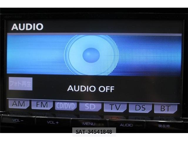 Toyota VOXY 2014-05 8726015-3