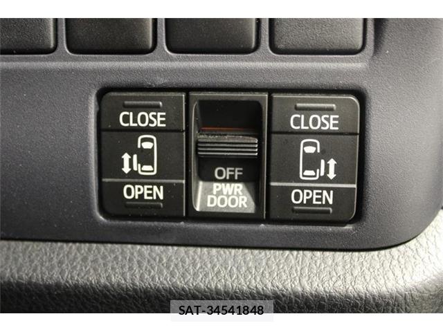 Toyota VOXY 2014-05 8726015-5