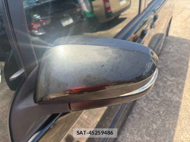 Toyota VOXY 2017-11 8726072-13