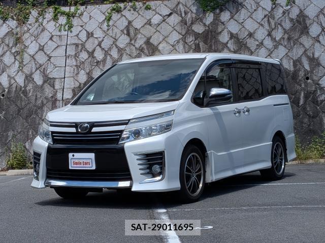 Toyota VOXY 2021-03 8726182-1