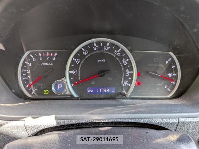 Toyota VOXY 2021-03 8726182-11