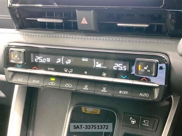 Toyota VOXY 2023-07 8726285-6