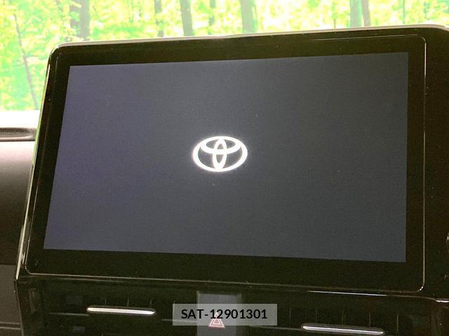 Toyota VOXY 2024-10 8726292-2