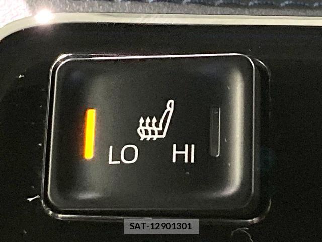 Toyota VOXY 2024-10 8726292-5