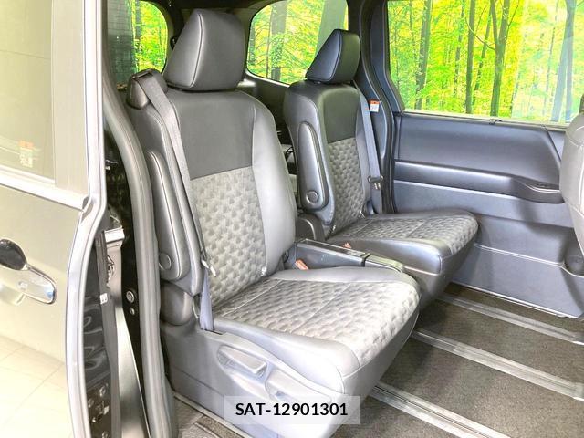 Toyota VOXY 2024-10 8726292-8
