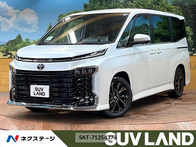Toyota VOXY 2026-07 8726352-0