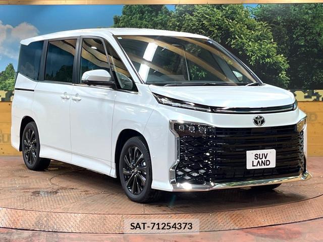 Toyota VOXY 2026-07 8726352-18