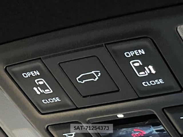 Toyota VOXY 2026-07 8726352-5
