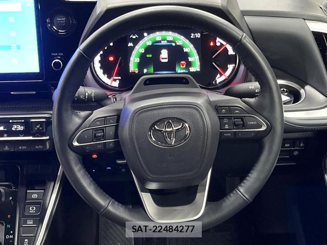 Toyota VOXY 2024-06 8726353-11