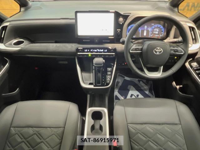 Toyota VOXY 2026-07 8726425-1