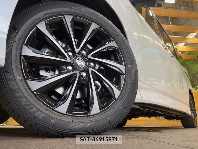 Toyota VOXY 2026-07 8726425-9