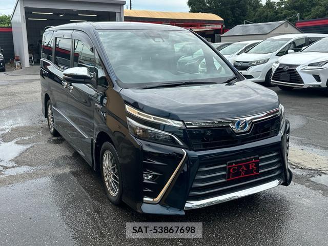 Toyota VOXY 2017-12 8726460-17