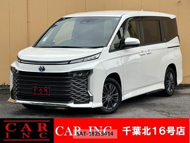 Toyota VOXY 2024-02 8726465-0