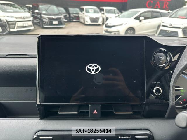 Toyota VOXY 2024-02 8726465-2