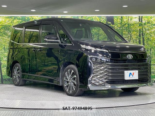 Toyota VOXY 2023-07 8726548-16