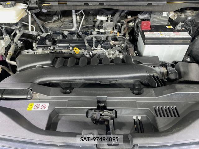 Toyota VOXY 2023-07 8726548-18