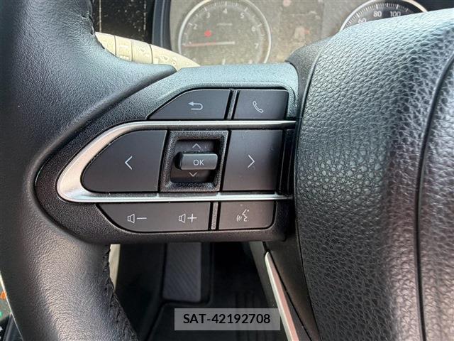 Toyota VOXY 2023-07 8726563-19
