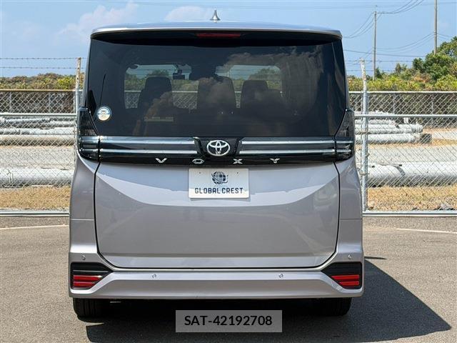 Toyota VOXY 2023-07 8726563-6