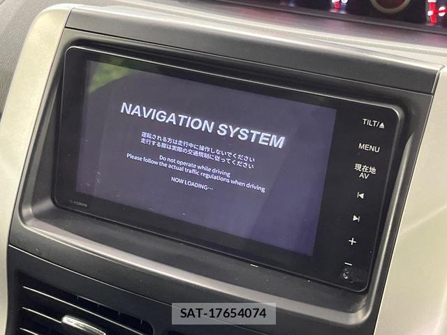 Toyota VOXY 2010-08 8726737-2