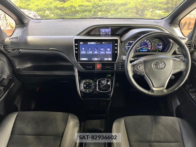 Toyota VOXY 2021-07 8726756-2