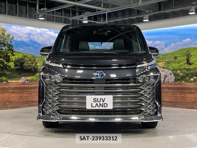 Toyota VOXY 2024-09 8726760-15