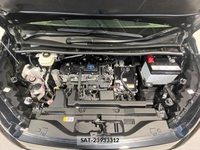 Toyota VOXY 2024-09 8726760-17