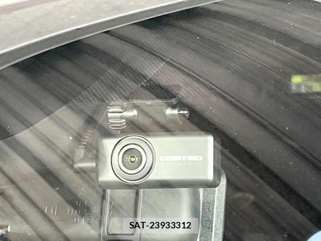 Toyota VOXY 2024-09 8726760-6