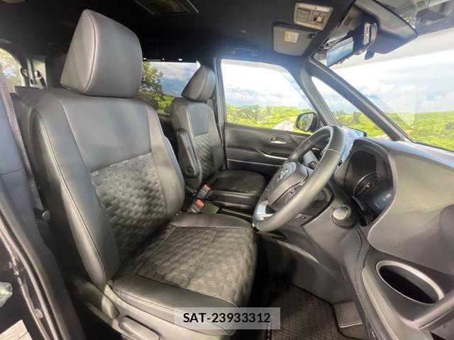 Toyota VOXY 2024-09 8726760-8