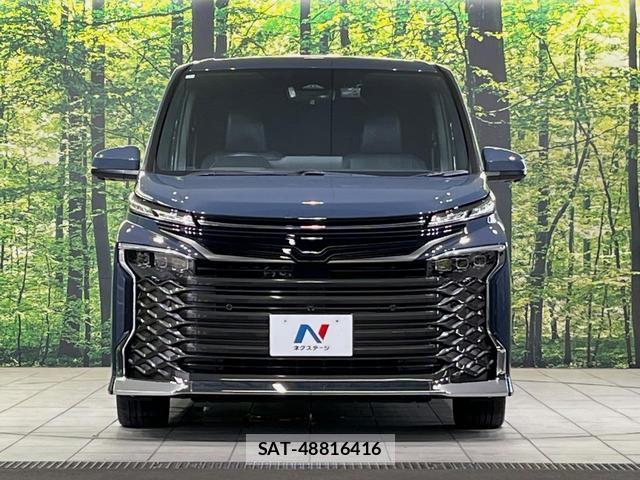 Toyota VOXY 2024-02 8726814-13