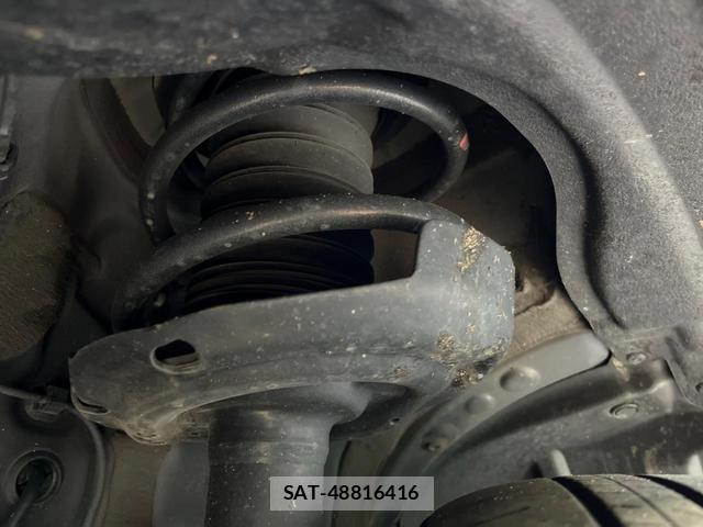Toyota VOXY 2024-02 8726814-19