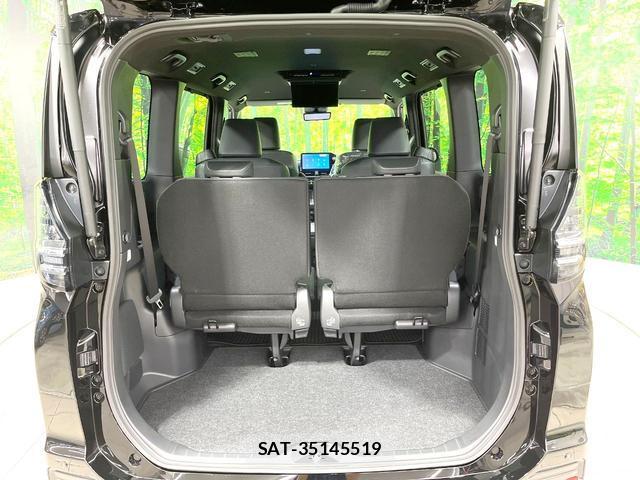 Toyota VOXY 2026-07 8726943-10