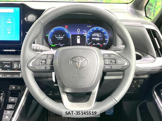 Toyota VOXY 2026-07 8726943-11