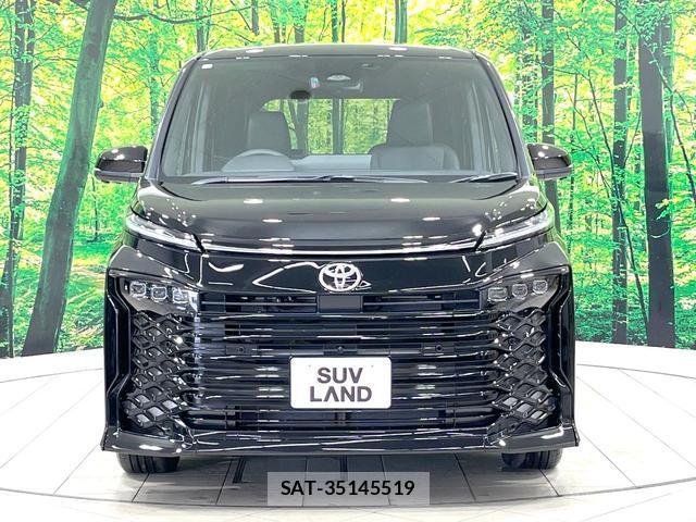Toyota VOXY 2026-07 8726943-14