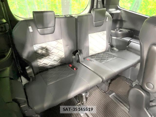 Toyota VOXY 2026-07 8726943-9