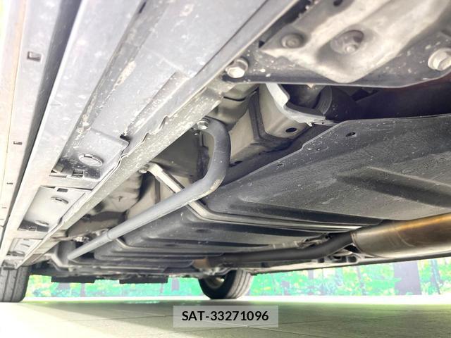Toyota VOXY 2018-10 8726962-19