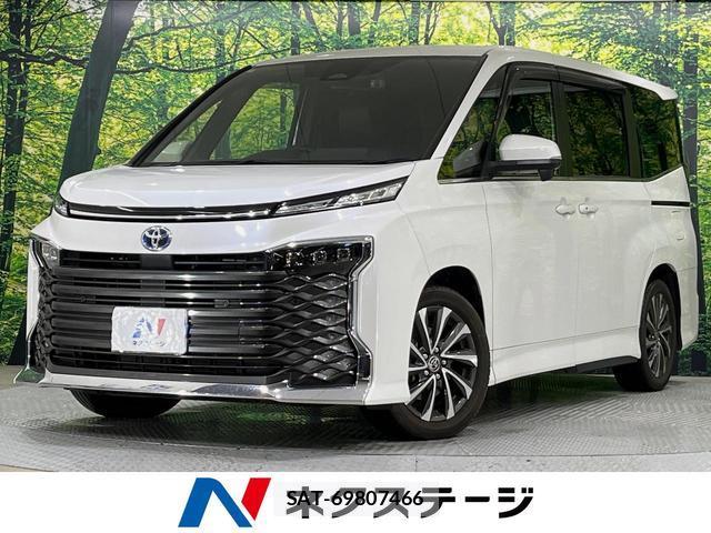 Toyota VOXY 2023-06 8726982-0
