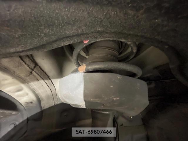 Toyota VOXY 2023-06 8726982-19