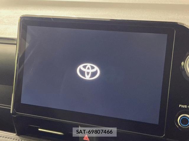 Toyota VOXY 2023-06 8726982-2