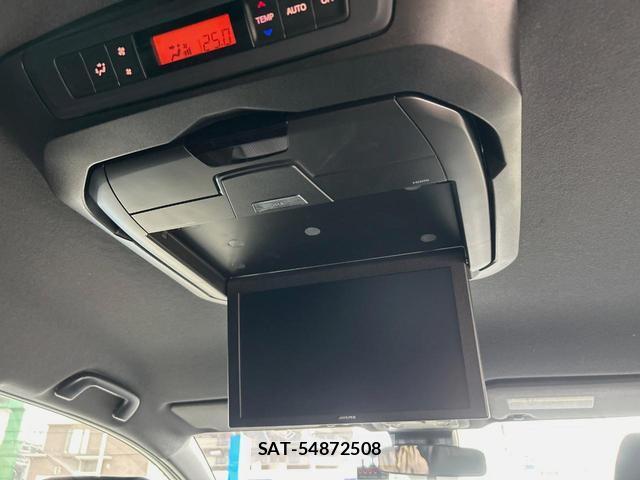Toyota VOXY 2017-09 8727026-2